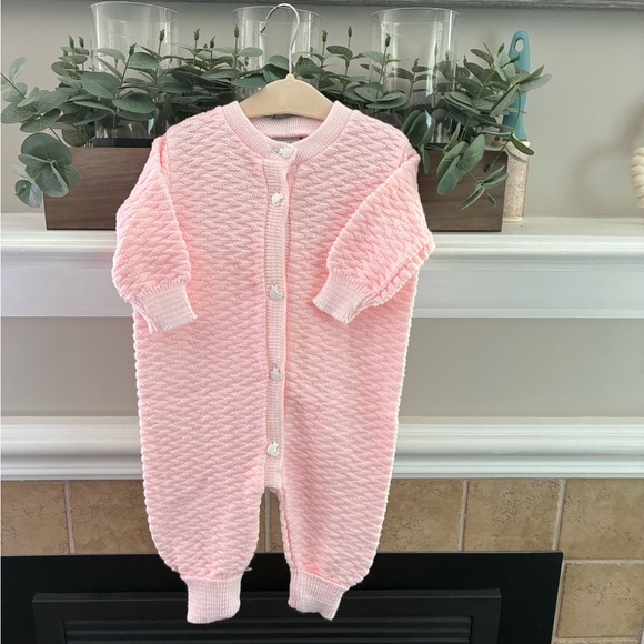 Girls 6-9 mos Vintage Once Upon a Time Jumpsuit / Romper - Picture 4 of 9